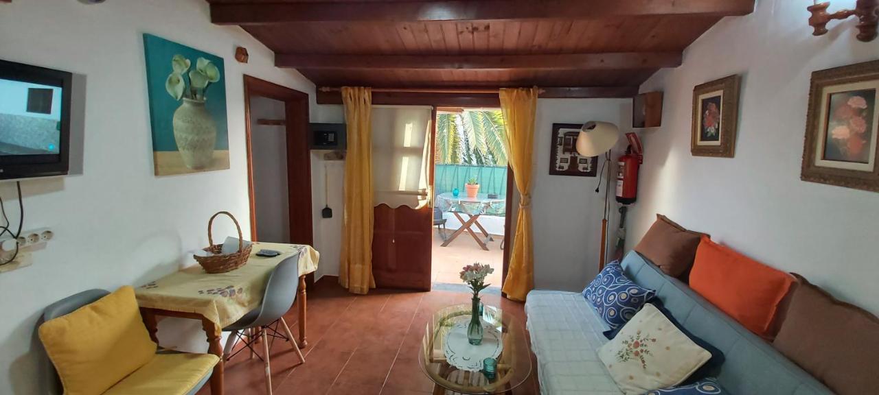Casitas Las Pereras Los Llanos De Aridane Exterior photo